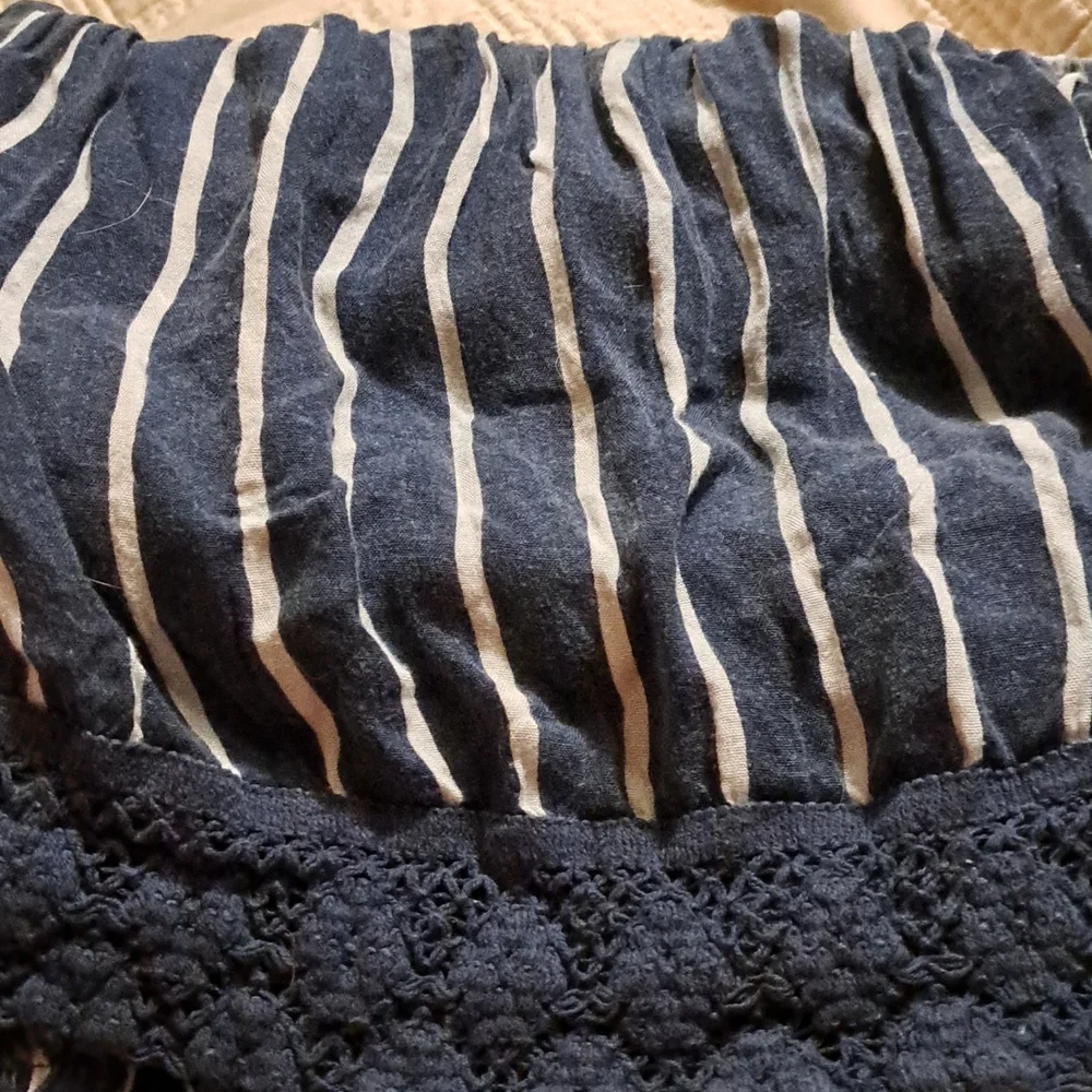 Clothes - Picture 3 of 3